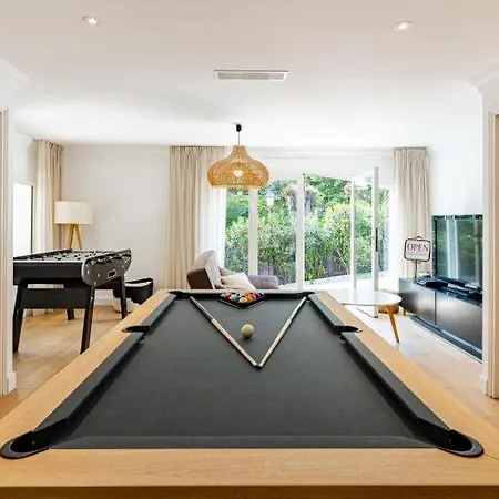 Apartment Before Making A Reservation Request, Must Read Profile Host Section At Bottom Of Page, Otherwise Your Request Will Be Refused ## Luxury In ## *